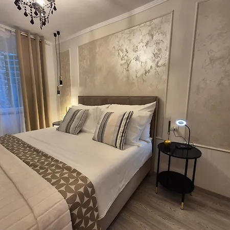 Lily Apartment