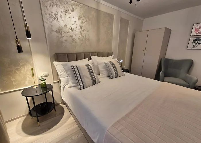 Апартаменты Lily Ровинь